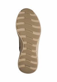 Podešev boty v světlé tan barvě s texturovaným vlnitým vzorem, obsahující drážky pro lepší přilnavost a velikostní označení 37.