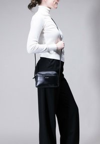 Picard TRUE - Umhängetasche - schwarz