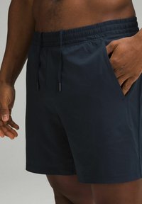 lululemon PACE BREAKER LINED 18CM - Kurze Sporthose - true navy