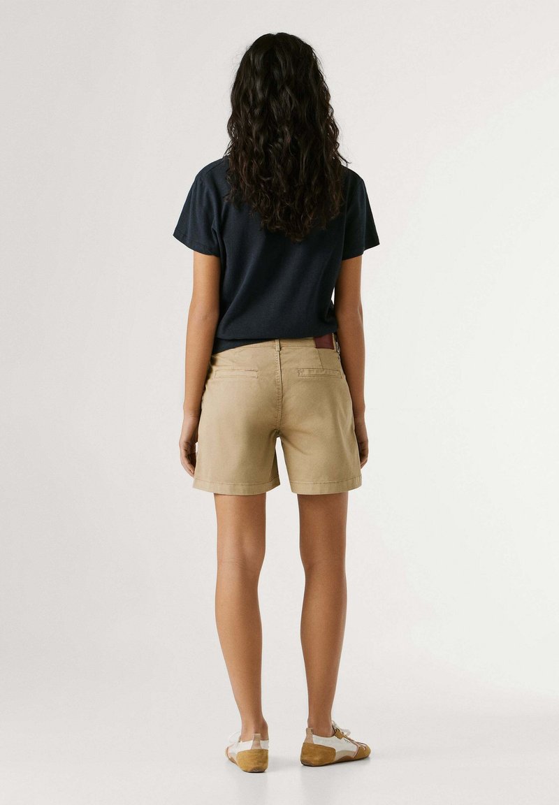 Pepe Jeans Shorts Fille Nérissa – Short De Survêtement Confortable Avec Fentes Et Logo
