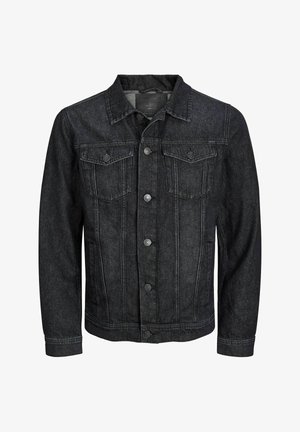 Svart denimjakke med knappelukking foran, to brystlommer med klaff, krage og lange ermer, vist på hvit bakgrunn.