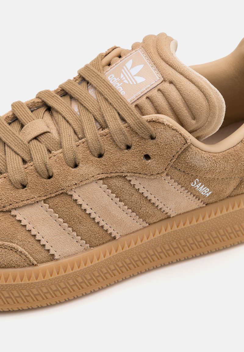 adidas Originals SAMBA XLG KIDS - Zapatillas - cardboard/magic beige/tierra  - Zalando.es