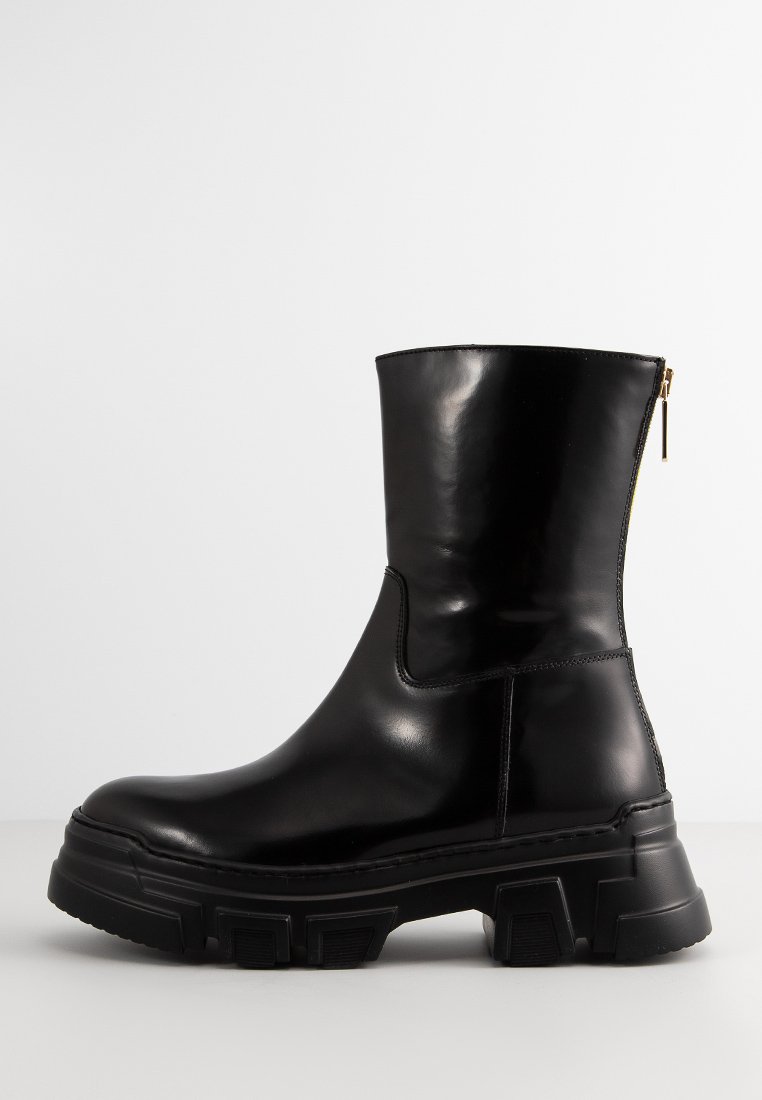 Botine cu platformă