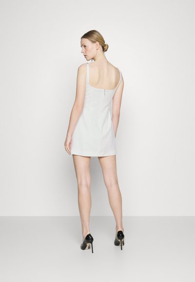 Christopher Kane WEDDING A LISTER CRYSTAL CHAIN MINI DRESS - Suknia balowa