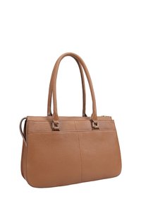 Bruine leren tote bag met een gestructureerd oppervlak, dubbele handvaten en twee frontzakken. Bevat hardware in zilverkleur en een ritsafsluiting.