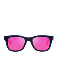 Gafas de sol con un marco de plástico azul marino y lentes espejados rosas. Forma cuadrada con un sutil detalle de marca en el costado.