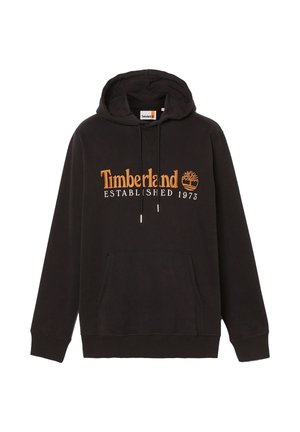 Felpa nera Timberland con tasca a marsupio frontale, cappuccio con coulisse regolabile e testo del logo "Timberland Established 1973" in arancione e bianco.