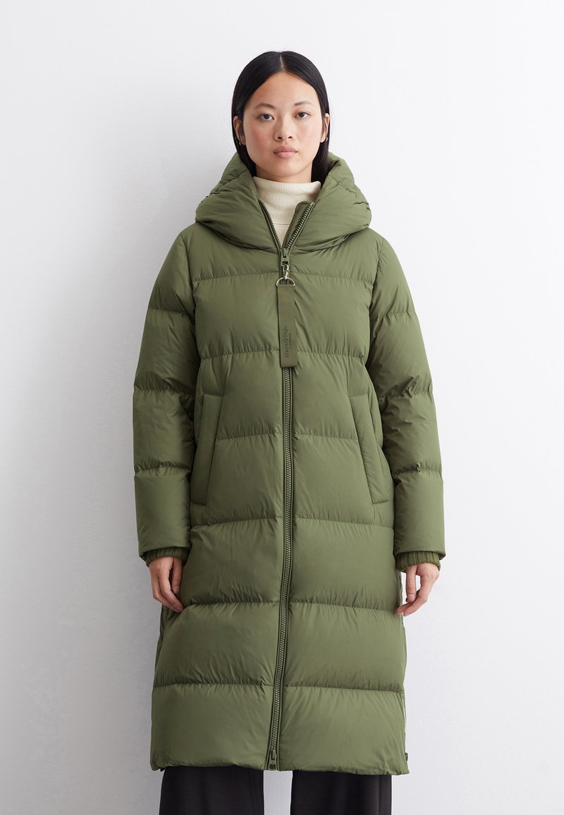 Marc O'Polo PUFFER COAT WITH HOOD SIDE SLITS WITH ZIPPER WELT POCKETS BACKPACK BELTS - Sulemantel - olive crop