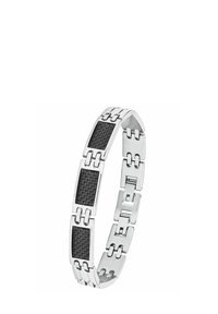 Pulsera de metal plateado con incrustaciones de fibra de carbono negra en forma rectangular, segmentos enlazados y cierre de solapa.