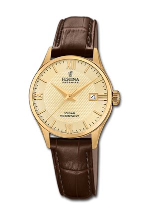 Reloj de pulsera Festina dorado con esfera texturizada color crema, correa de cuero marrón, números romanos, indicador de fecha a las 3 en punto y tres agujas.
