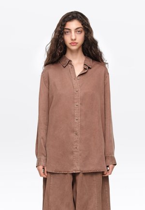BIMBA Y LOLA, BIMBA Y LOLA CAMISA RECTA FLUIDA MARRÓN LAVADO - Blusa - marron lavado