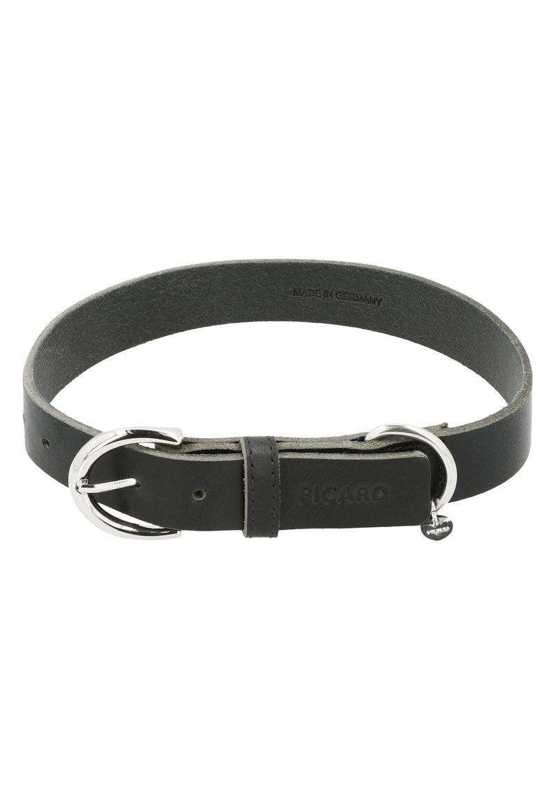 Schwarzer Ledergürtel mit glatter Oberfläche, silberner Metallschnalle und einer Schlaufe. Markennamen "PICARD" in das Leder geprägt. Hergestellt in Deutschland.