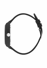 Montre-bracelet en silicone noir avec un cadran rectangulaire, des éléments en argent et un design minimaliste. Texture lisse et silhouette élégante.