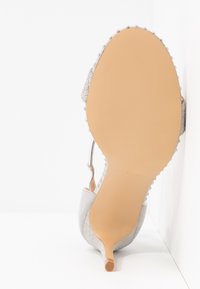 Carvela Sandales à talons hauts - grey