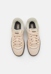Puma Chaussures de skate - beige