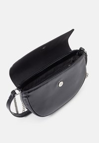 Even&Odd Mala a tiracolo - black