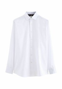 Chemise blanche à manches longues avec col classique et boutonnage sur fond blanc uni.