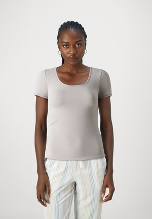 SHIRT KURZARM PERSONAL FIT - Spodnja majica - braun