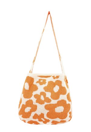 Borsa a spalla lavorata a maglia con un motivo floreale astratto arancione su fondo crema. Texture morbida con una sola tracolla.