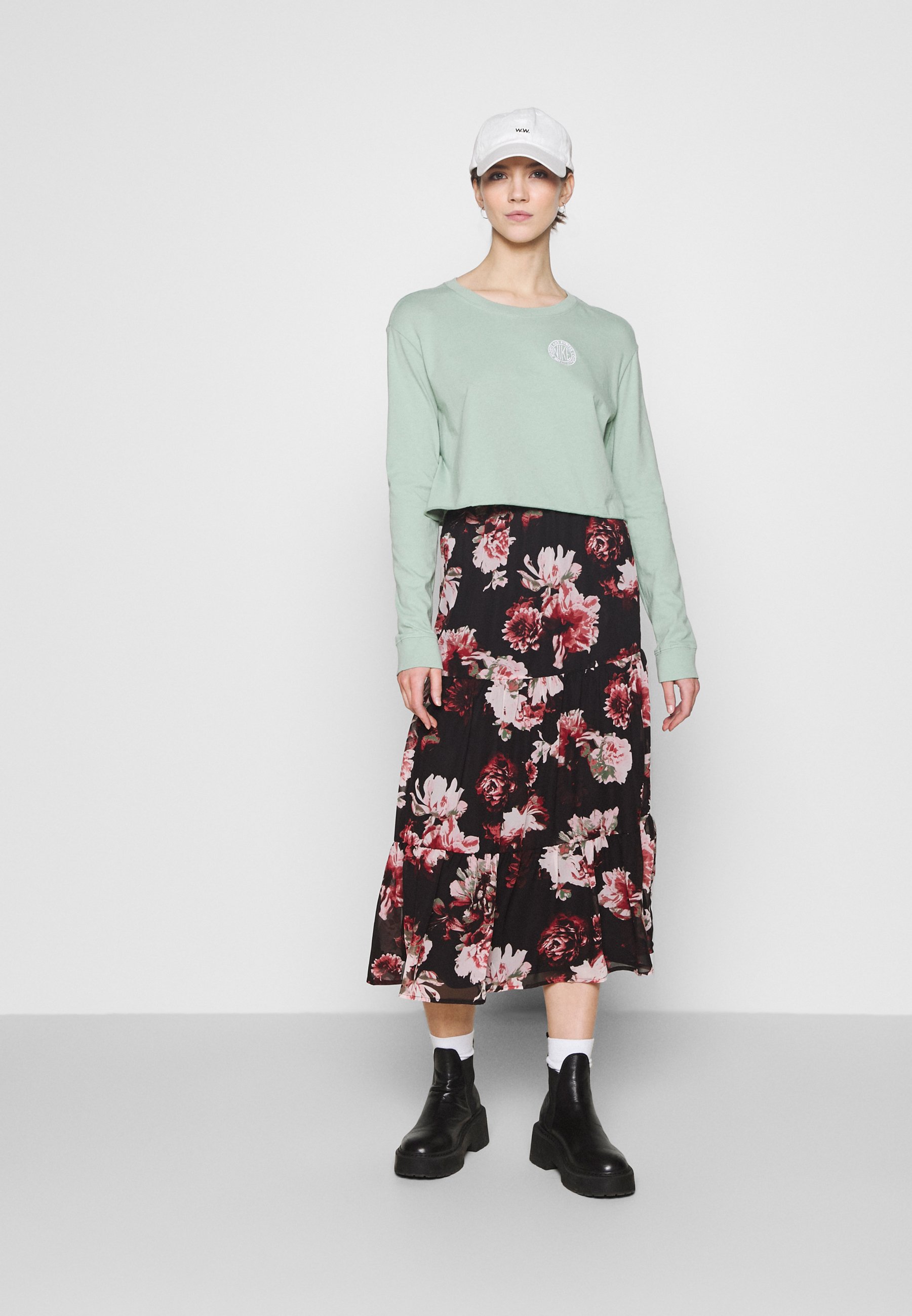 Donna ONLTILLY MIDI SKIRT - Gonna a campana Donna ONLTILLY MIDI SKIRT - Gonna a campana