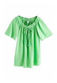 Top verde leggero con una vestibilità ampia. Presenta un colletto arricciato, un laccio con pon pon e maniche corte a campana.