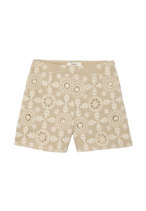 Short beige avec broderie florale blanche et détails découpés, avec une ceinture et une étiquette à l'arrière.