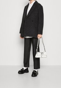 Weekday Korte frakker - anthracite