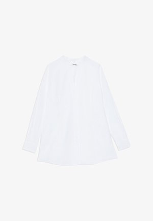 Effen wit lang mouwen shirt met ronde hals en licht uitlopende zoom, plat weergegeven op een witte achtergrond.