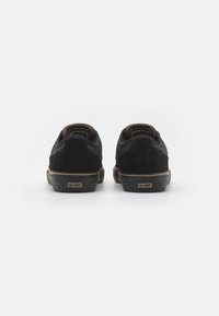 Globe MAHALO - Sneaker low - black