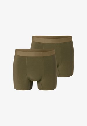 Zwei Paare olivgrüner Herren-Boxershorts mit passenden Bunds, dezent auf der linken Seite gebrandet.