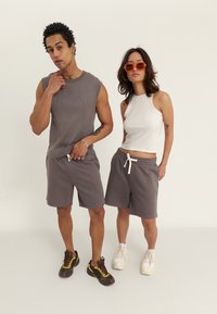 YOURTURN - UNISEX 2 PACK - Pantalones deportivos - dark grey/black Imagen en miniatura 1