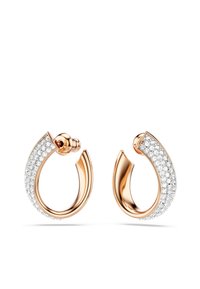 Náušnice v ružovom zlate v tvare krúžkov s zakriveným dizajnom a radom malých priehľadných kubických zirkónov po jednej strane, leštený kovový povrch.