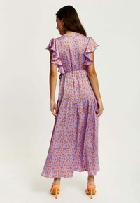 Liquorish CHEETAH PRINT WRAP  - Maxi dress - purple