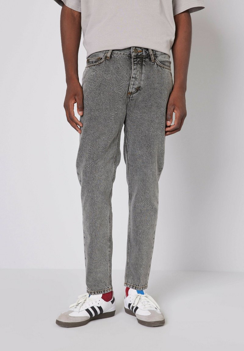 American Vintage CARROT YOPDAY - Tiesaus kirpimo džinsai - salt and pepper