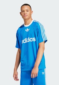 adidas Originals ADICOLOR - Marškinėliai su spaudiniu - bluebird white