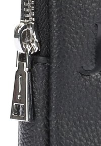 JOOP! Jeans LETTERA BIANCA - Ovitek za telefon - black
