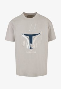 Unselected, lightasphalt