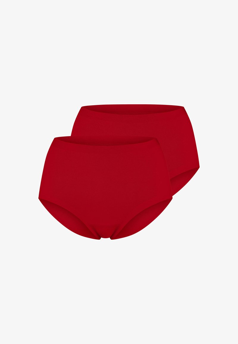Zwei schlichte rote, hochgeschnittene Slips mit nahtlosem Design, vor einem weißen Hintergrund präsentiert.
