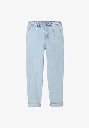 Jean en denim bleu clair taille haute avec plis, poches latérales, revers roulés et fermeture par bouton et zip.