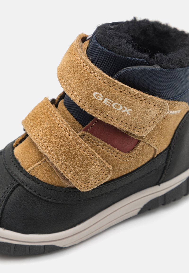 Stivaletti Geox B Omar Per Bambini E Ragazzi - Impermeabili E Traspiranti