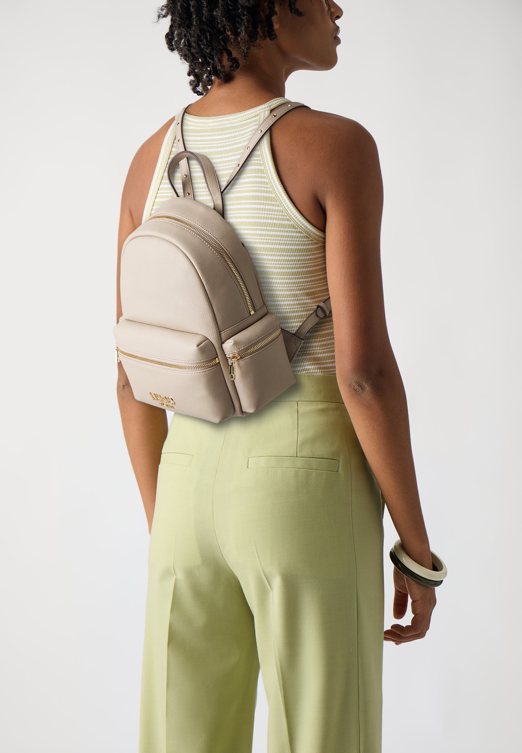 LIU JO Onice ECS Backpack Zaino Donna M – Tortora Chiaro, Effetto Granuloso, 23x30,5x12 Cm, Elegante E Casual