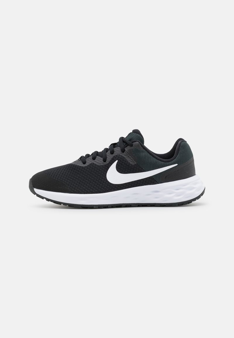Performance REVOLUTION 6 UNISEX - Zapatillas de running - black/white/dark smoke grey/negro - Zalando.es