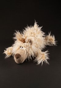 Flauschiger weißer Plüschhund mit einem strukturierten, lockigen Futterkörper und brauner Schnauze. Merkmale sind große, ausdrucksvolle Augen und ein verspieltes Design.