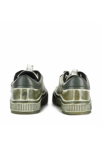 V73 KEITH  - Zapatillas - verde militare