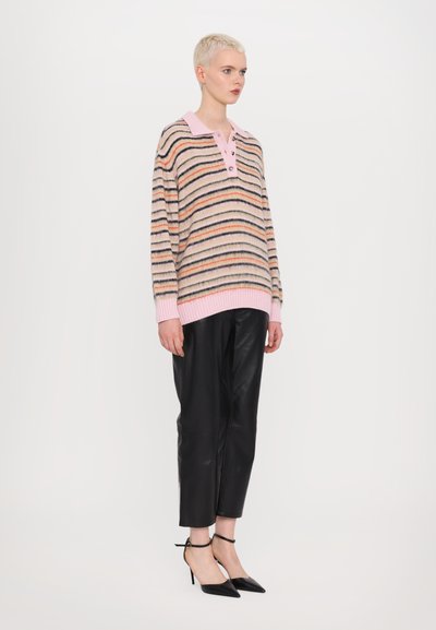 Stine Goya LONG SLEEVE  - Džemperis - pink