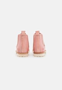 Melvin & Hamilton Botines bajos - light pink