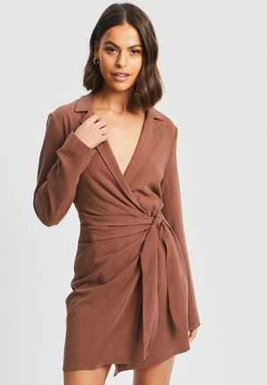 KADDY  - Vestido informal - chocolate