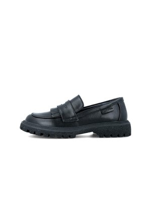 Mocasines de cuero negro con suela plana y texturizada y tira decorativa en la parte delantera. Caracterizados por un acabado suave y un diseño de perfil bajo.