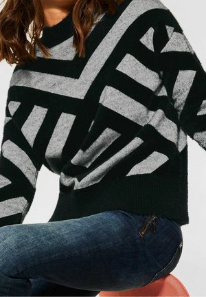 Street One Sweater - black
