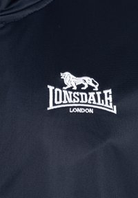 Lonsdale TRAINING NORMALE PASSFORM PEMBER SET - Tracksuit - dark navy
